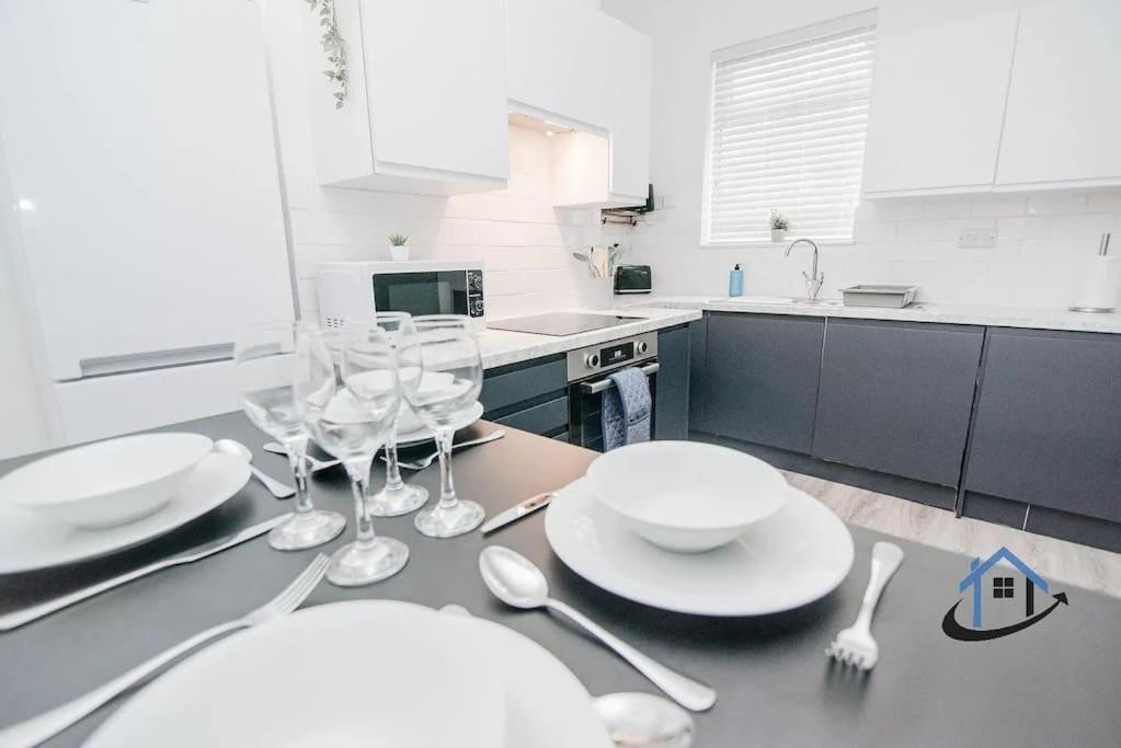 Villa Balby Casa Nr Doncaster Racecourse King Beds Street Parking Extérieur photo