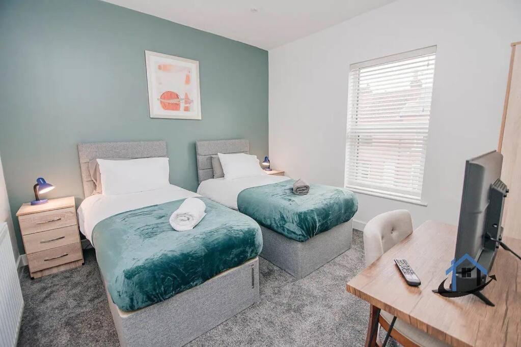 Villa Balby Casa Nr Doncaster Racecourse King Beds Street Parking Extérieur photo