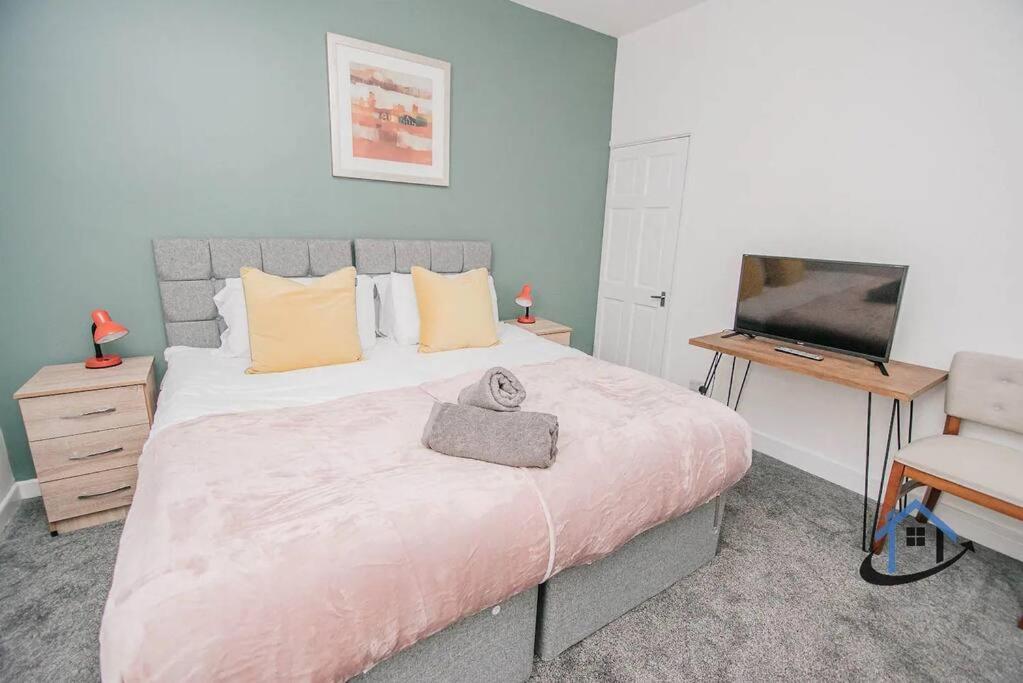 Villa Balby Casa Nr Doncaster Racecourse King Beds Street Parking Extérieur photo