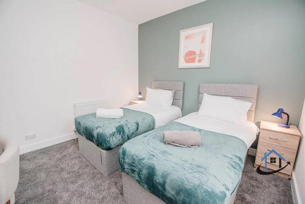 Villa Balby Casa Nr Doncaster Racecourse King Beds Street Parking Extérieur photo